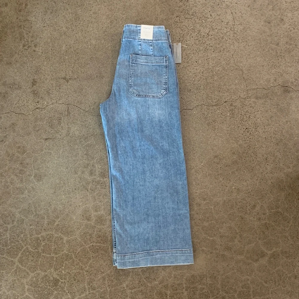 Maeve Colette High-Rise Wide-Leg Cropped jeans - Picture 2 of 8